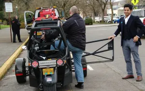 Arcimoto Roadster: Eine Expertenanalyse und vollständiger Leitfaden