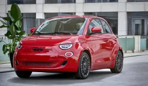 Mini Cooper SE vs Fiat 500e: Expertenvergleich von Funktionen, Leistung und Innovation