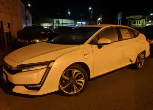 Honda Clarity Plug-in Hybrid: Expertenleitfaden zu Leistung und Funktionen