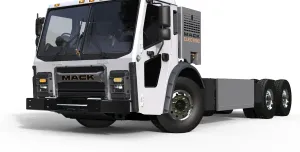 Tesla Semi vs Mack LR Electric: Wie sie sich schlagen – Expertenanalyse zu Funktionen und Leistung