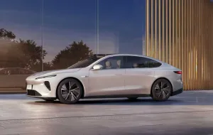 Tesla Model S vs NIO ET7: Expertenleitfaden zum Vergleich von Design und Technologie