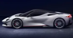 Tesla Roadster vs Pininfarina Battista: Welches E-Auto sticht heraus? Eine Expertenbewertung